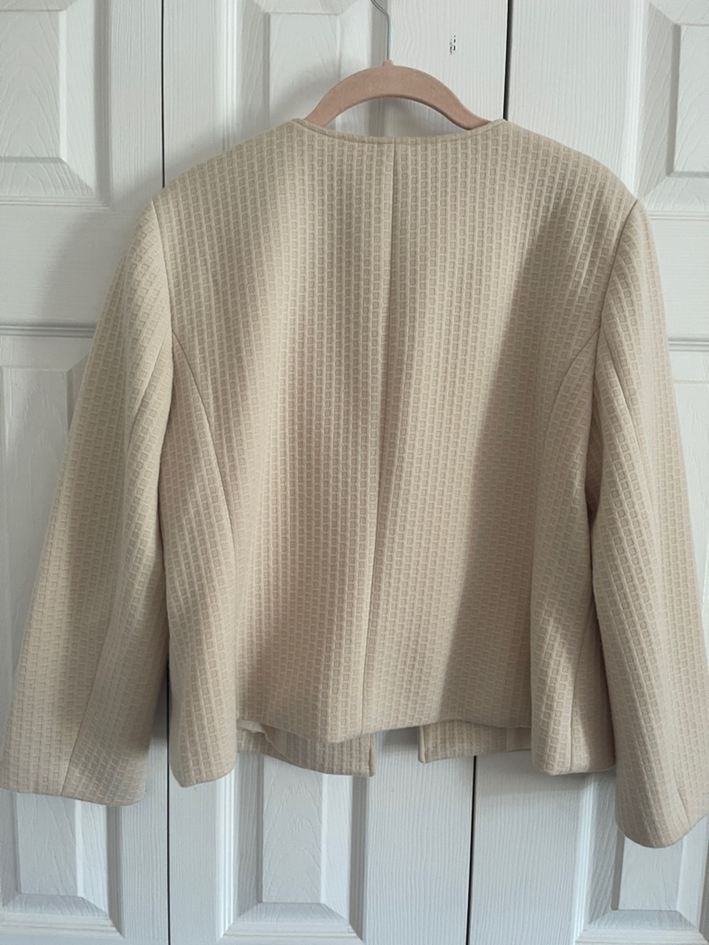 Ann Taylor Classic Cream Women's Collarless Jacket - Picture 5 of 5